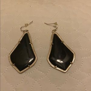Kendra Scott drop earrings